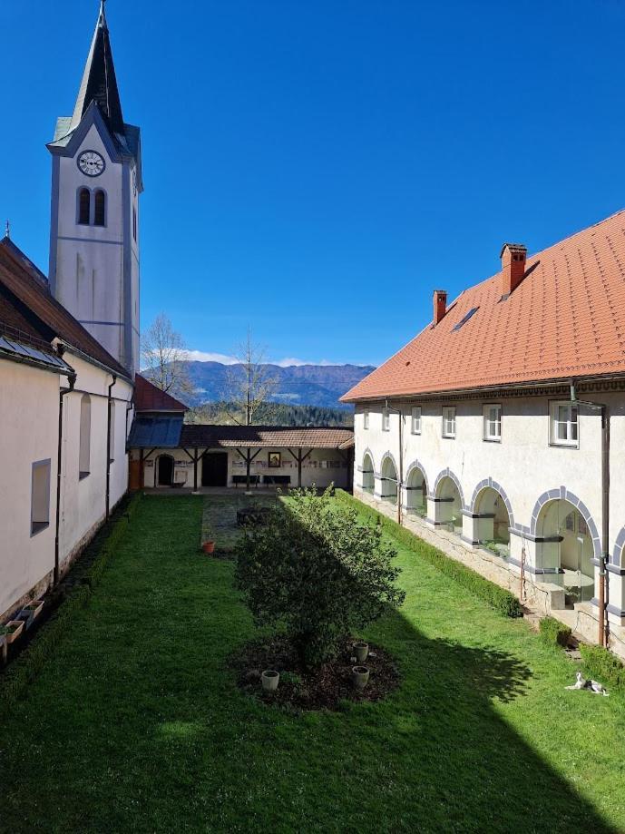 Dom Nazaret Nazarje